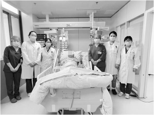 十大炒股配资平台 吃冰箱一盘剩菜，65岁男子进ICU躺了9天